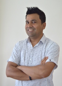 Profile picture of the contemporary artist Ishan Pariyar